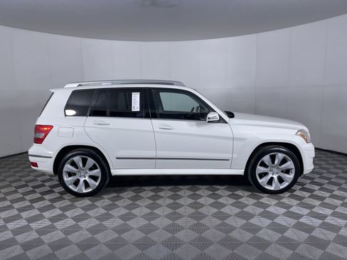 Used 2010 Mercedes-Benz GLK 350 4MATIC image 10