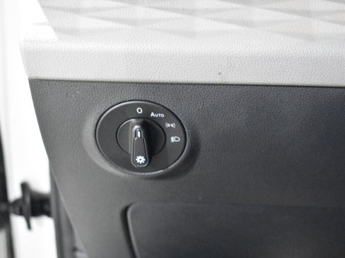 Used 2024 Volkswagen Taos S image 15