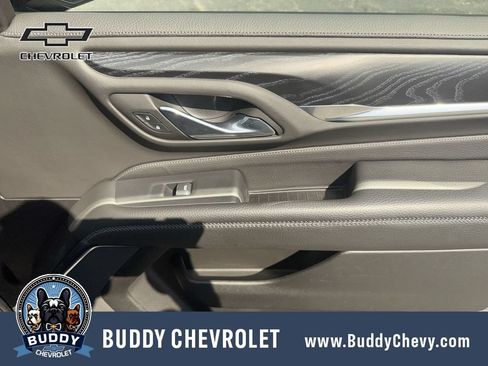 Used 2023 GMC Yukon XL Denali AWD/4WD image 33