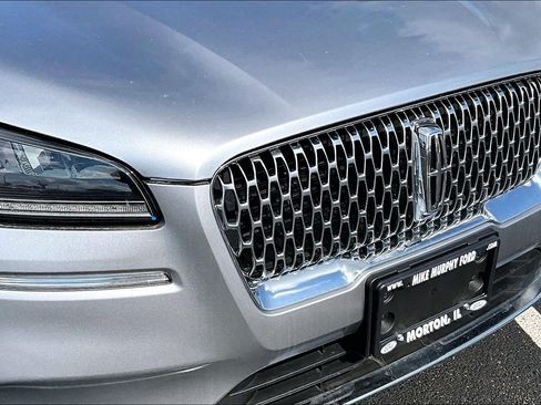Used 2021 Lincoln Corsair AWD w/ Equipment Group 101A image 29