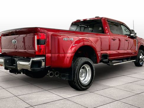 Used 2024 Ford F350 Lariat image 11