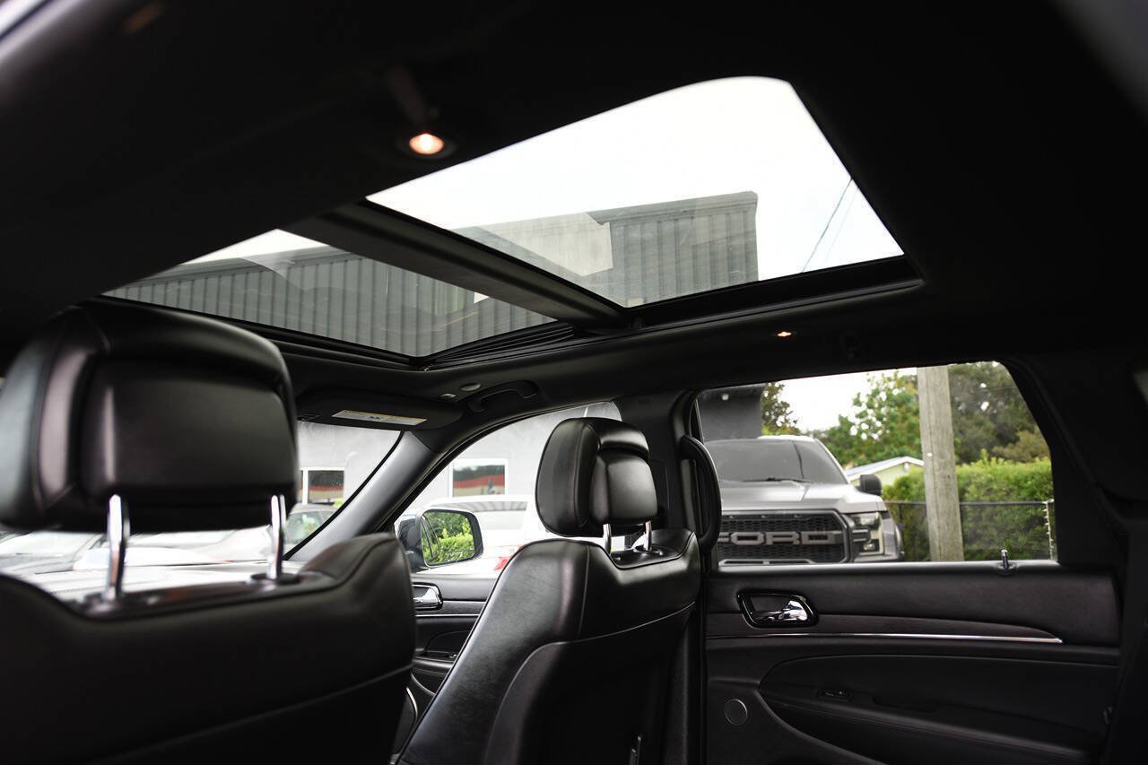 Used 2019 Jeep Grand Cherokee High Altitude RWD image 15
