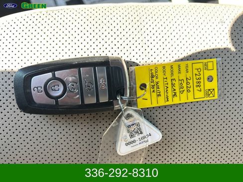 Used 2020 Ford Escape Titanium AWD/4WD image 30