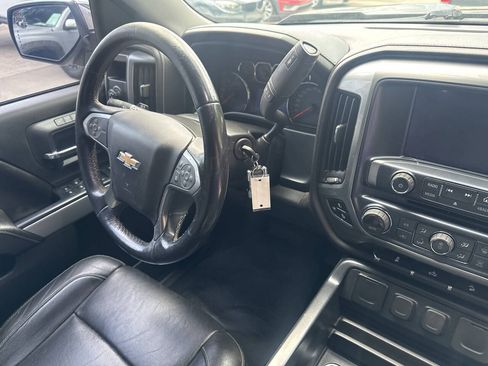 Used 2018 Chevrolet Silverado 1500 LTZ Z71 w/ Redline Edition AWD/4WD image 15