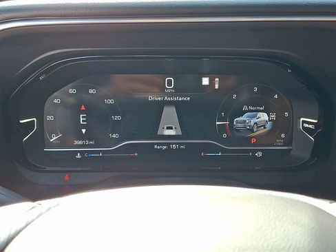 Used 2023 GMC Yukon XL Denali Ultimate AWD/4WD image 17