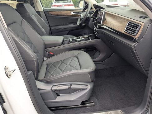 New 2026 Volkswagen Atlas SE image 37