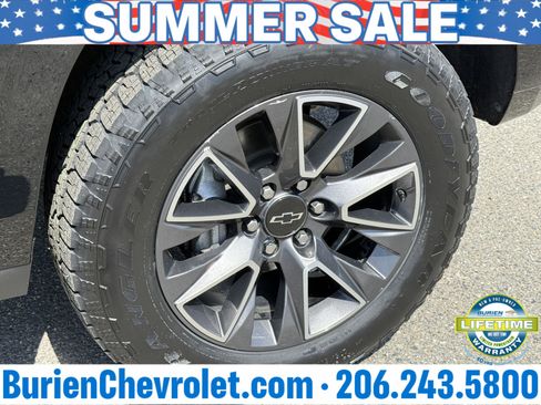 Used 2022 Chevrolet Suburban Z71 AWD/4WD image 29
