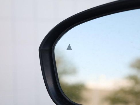 New 2026 Nissan Kicks SV image 19