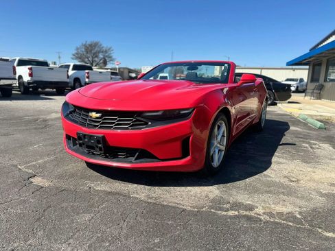 Used 2020 Chevrolet Camaro LT image 2