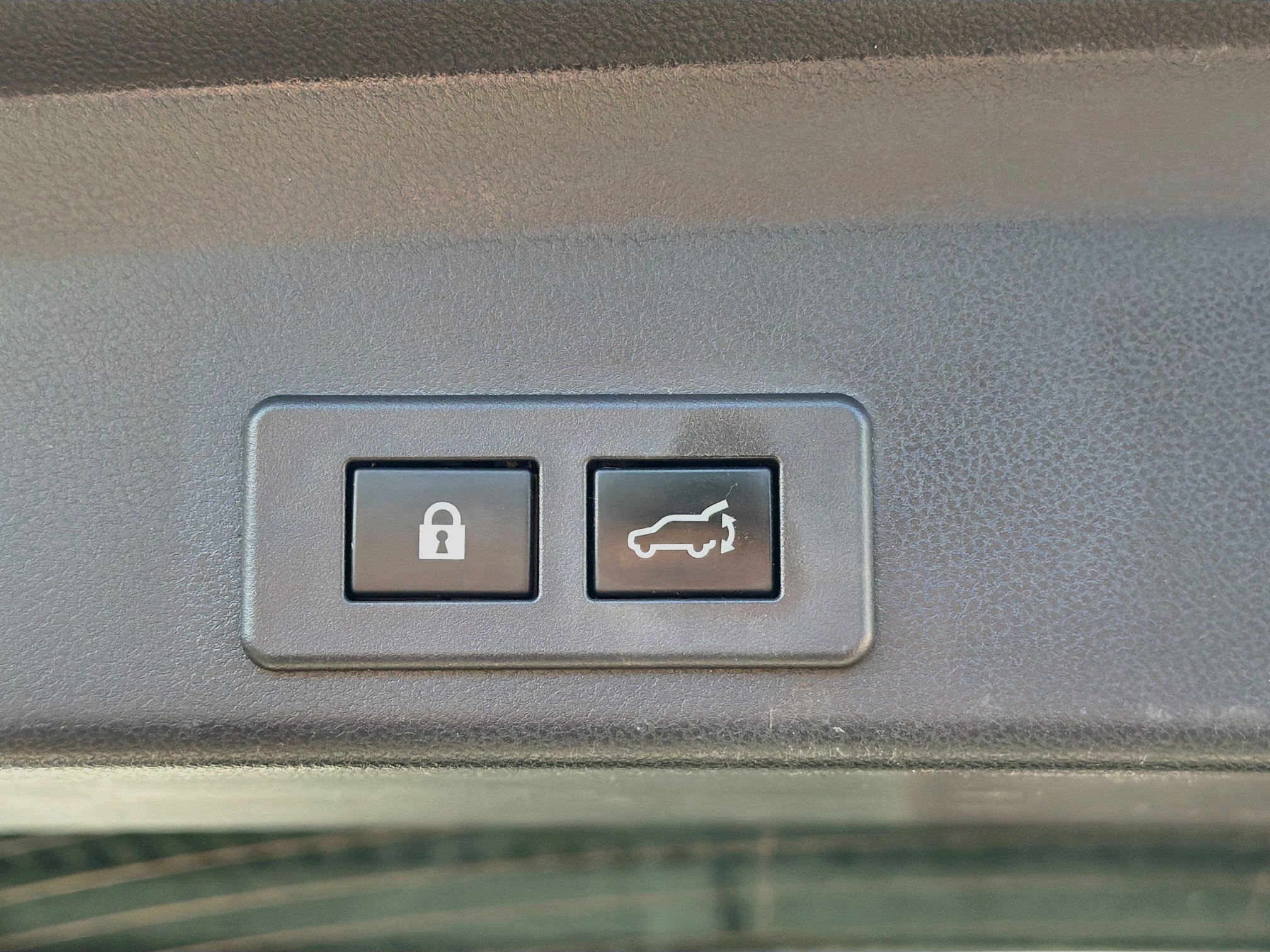 Used 2020 Subaru Ascent Limited AWD/4WD image 31