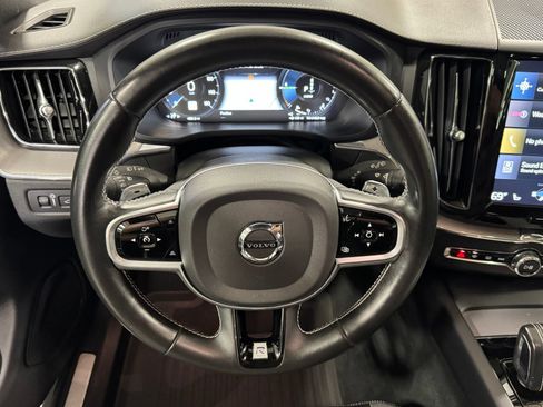 Used 2020 Volvo XC60 T8 R-Design AWD/4WD image 20
