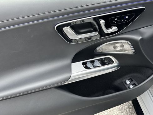 Certified 2025 Mercedes-Benz E 53 AMG e 4MATIC Sedan w/ AMG Dynamic Plus Package image 11
