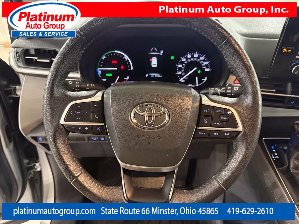 Used 2023 Toyota Sienna XLE AWD/4WD image 15