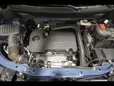 Certified 2025 Chevrolet Equinox LT FWD image 21