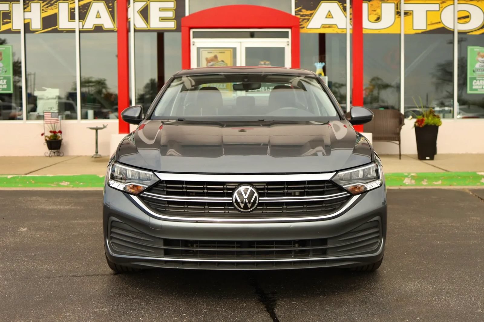 Used 2023 Volkswagen Jetta S FWD image 2