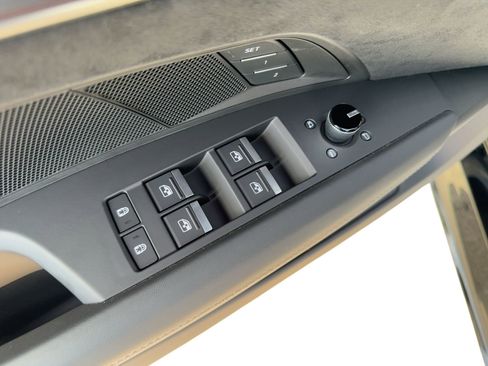 New 2025 Audi RS e-tron GT performance image 13