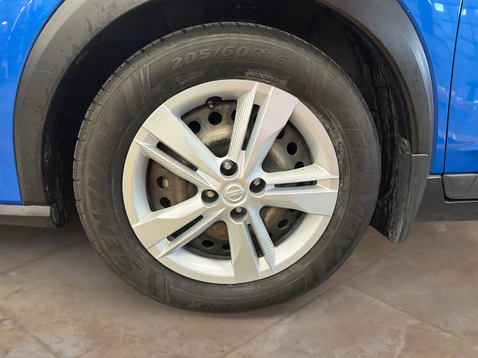 Used 2022 Nissan Kicks S FWD image 27