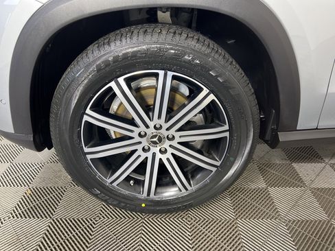 Used 2024 Mercedes-Benz GLE 350 4MATIC image 15