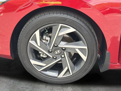 Certified 2025 Hyundai Elantra Sport FWD image 46