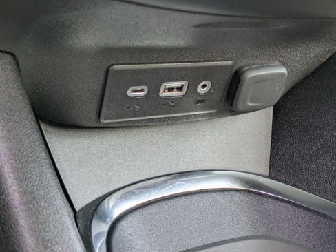 Used 2024 Chevrolet Malibu LT image 29