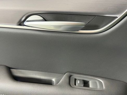 New 2026 Cadillac XT5 Luxury image 24