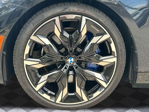 Certified 2026 BMW i5 eDrive40 w/ Executive Package AWD/4WD image 12