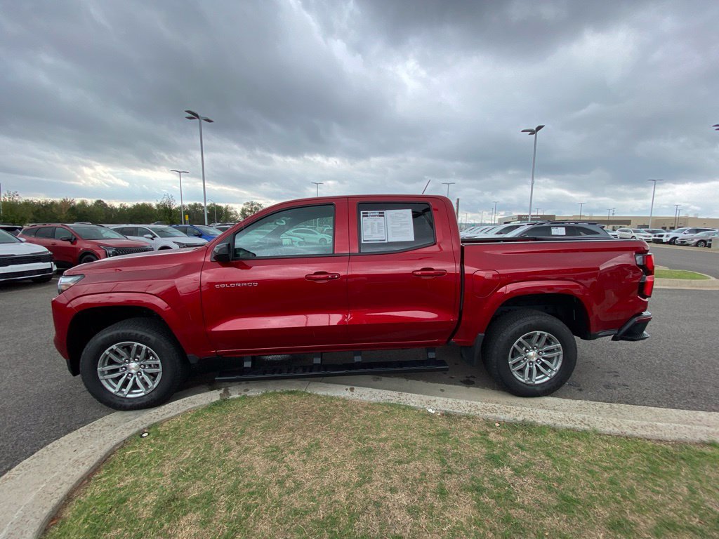 Used 2026 Chevrolet Colorado LT w/ LT Convenience Package RWD image 4