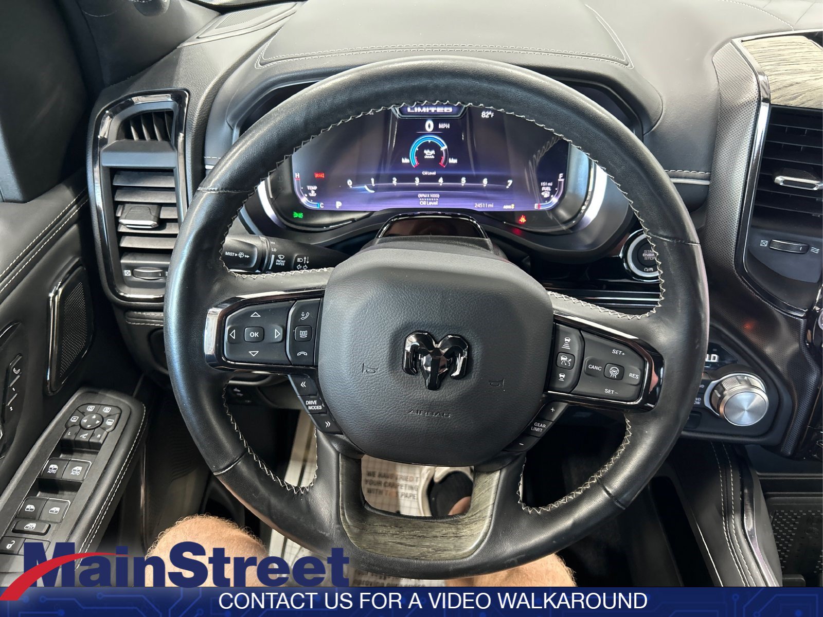 Used 2025 RAM 1500 Limited AWD/4WD image 16