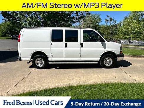 Used 2024 Chevrolet Express 2500 w/ Driver Convenience Package RWD image 10