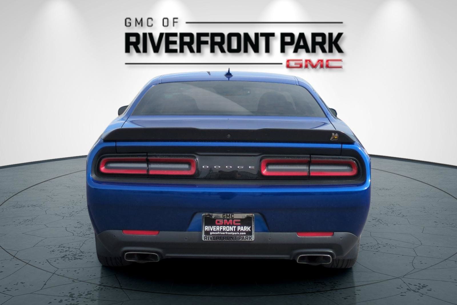 Used 2022 Dodge Challenger R/T Scat Pack RWD image 4