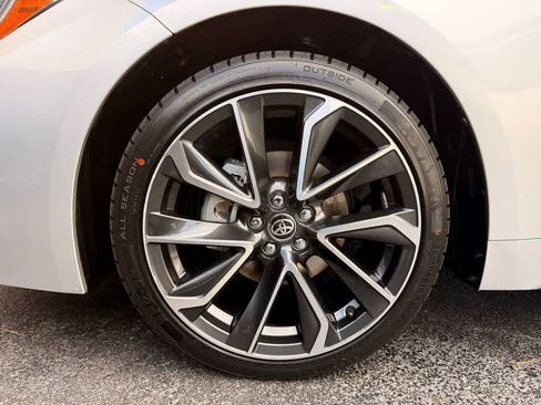 Used 2022 Toyota Corolla SE FWD image 8