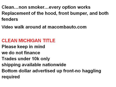 Used 2019 Chevrolet Traverse LT w/ LPO, Floor Liner Package image 2