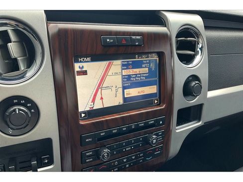 Used 2012 Ford F150 Lariat w/ Lariat Chrome Pkg image 21