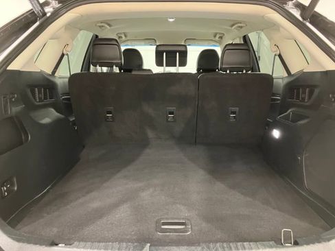 Used 2019 Ford Edge Titanium FWD image 32