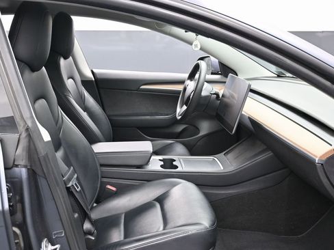 Used 2022 Tesla Model 3 Long Range image 39