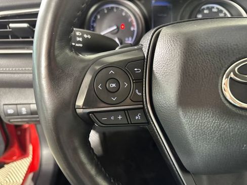 Used 2023 Toyota Camry SE FWD image 15