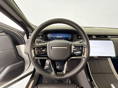 Used 2026 Land Rover Range Rover Velar Dynamic SE image 10