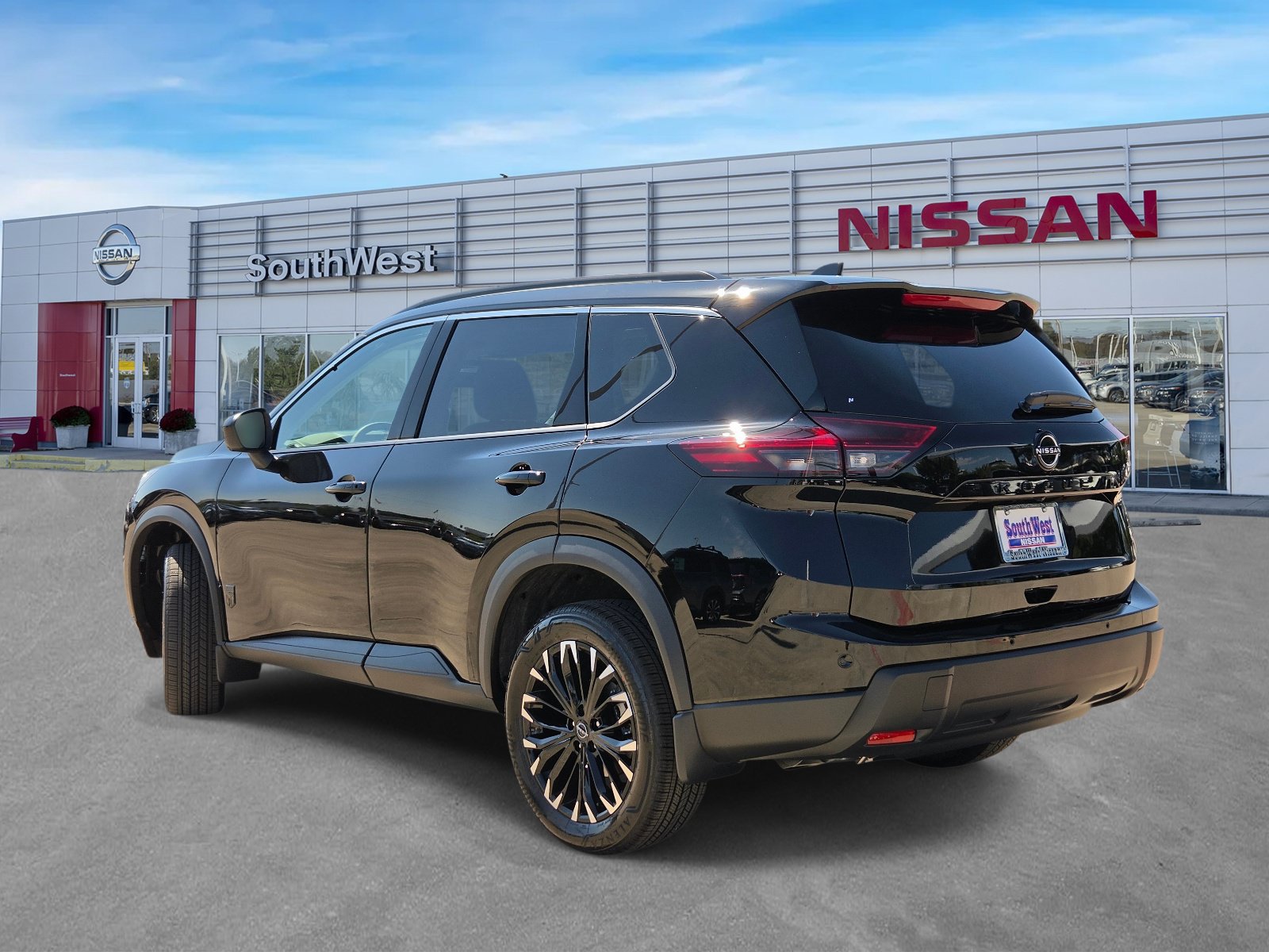 New 2026 Nissan Rogue Dark Armor FWD image 7