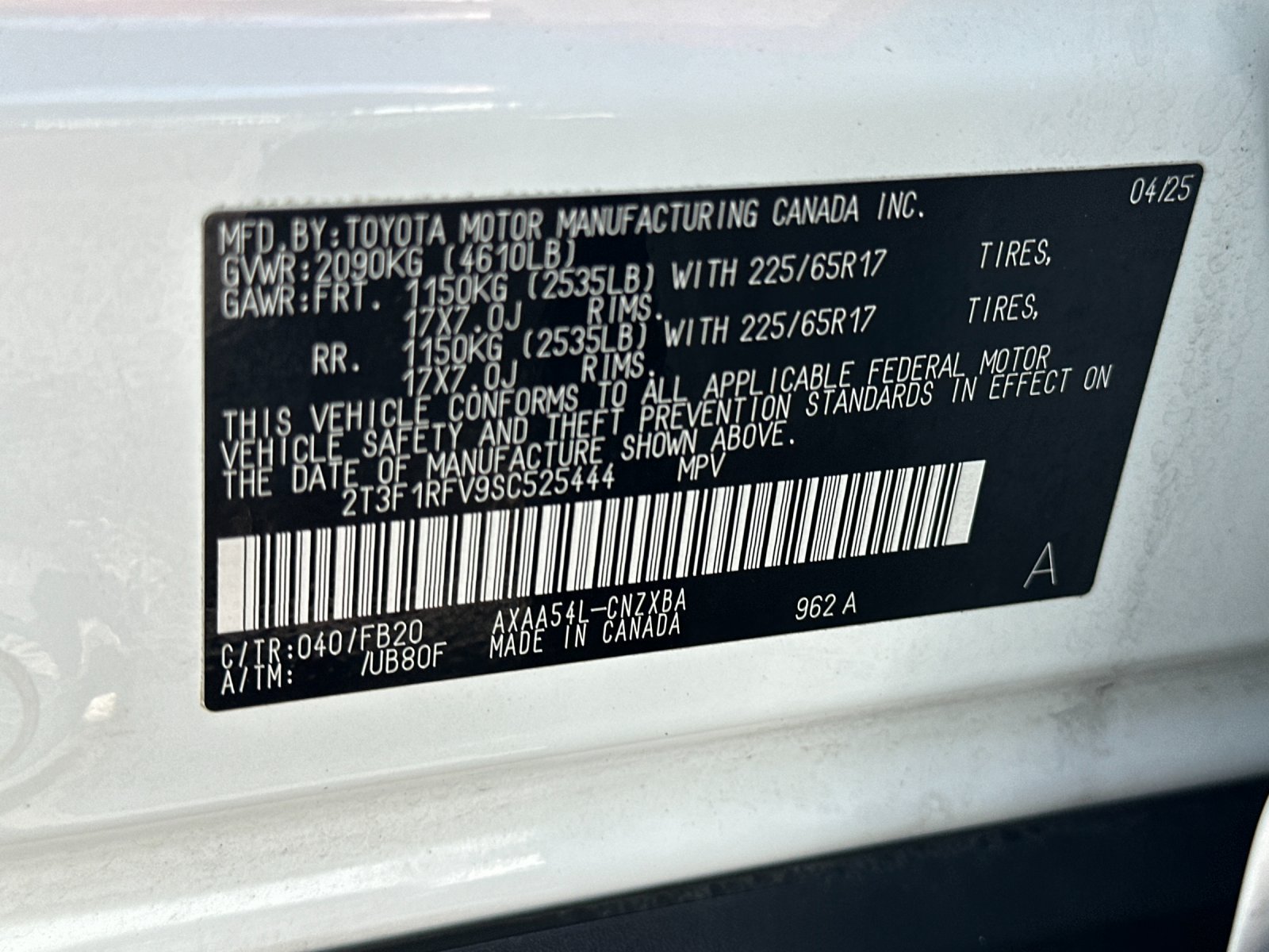 Used 2025 Toyota RAV4 LE AWD/4WD image 25