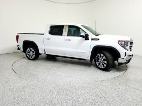 Used 2023 GMC Sierra 1500 SLT image 7