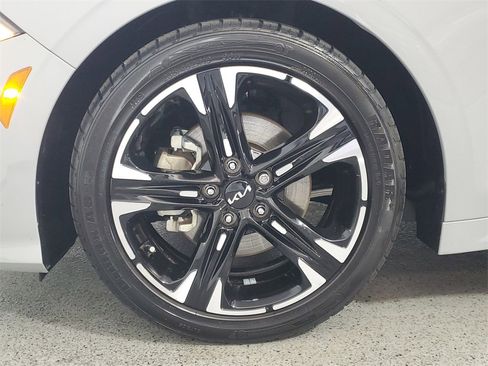 Used 2023 Kia K5 GT-Line image 8