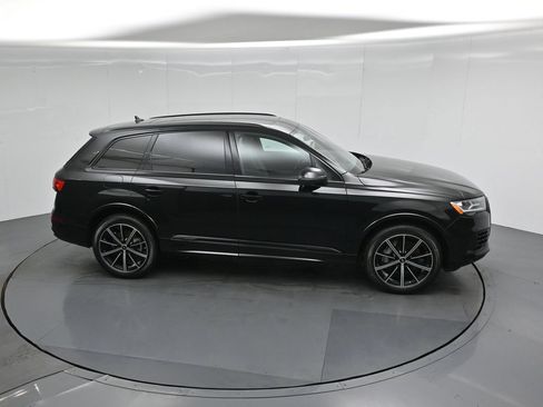 Used 2022 Audi Q7 3.0T Premium Plus w/ Premium Plus Package AWD/4WD image 54