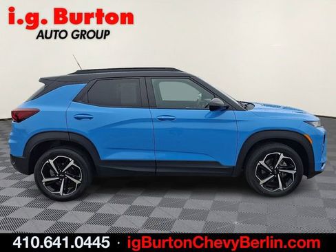 Certified 2023 Chevrolet TrailBlazer RS w/ Sun and Liftgate Package image 7