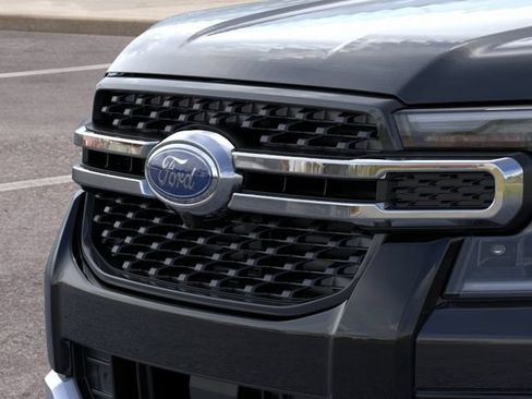 New 2026 Ford Ranger Lariat w/ FX4 Off-Road Package AWD/4WD image 17