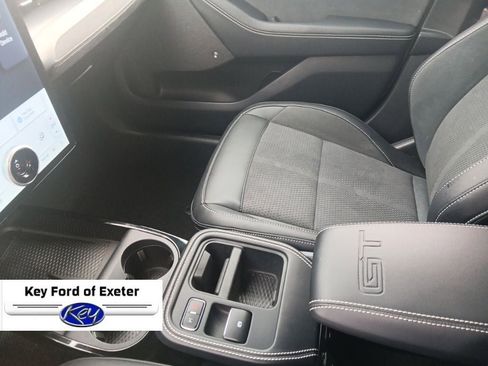 Used 2025 Ford Mustang Mach-E GT image 28