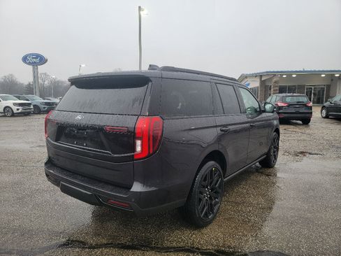 New 2026 Ford Expedition Platinum w/ Stealth Performance Package image 8