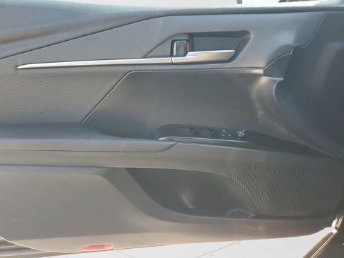 Used 2026 Toyota Camry SE FWD image 19