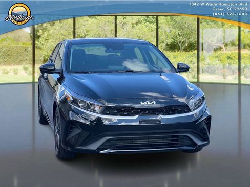 Used 2023 Kia Forte LXS FWD image 7