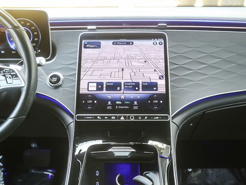 Certified 2023 Mercedes-Benz EQS 450+ SUV image 11