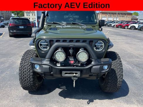 Used 2021 Jeep Wrangler Unlimited Rubicon AWD/4WD image 2